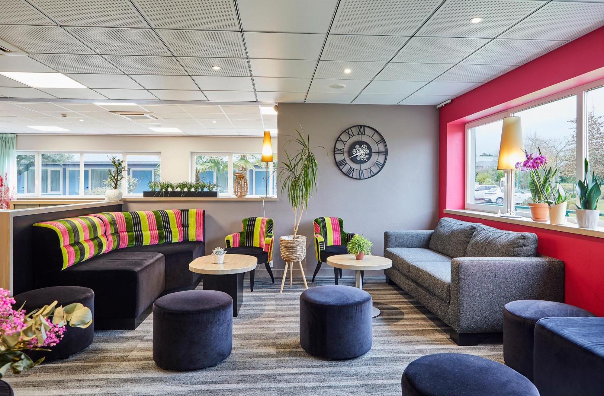 Hotel Restaurant Bel Air Crevin - Axe Rennes Nantes Bagian luar foto