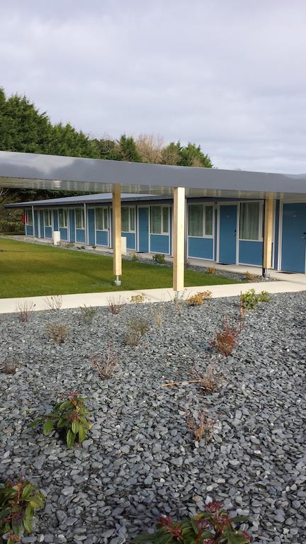 Hotel Restaurant Bel Air Crevin - Axe Rennes Nantes Bagian luar foto
