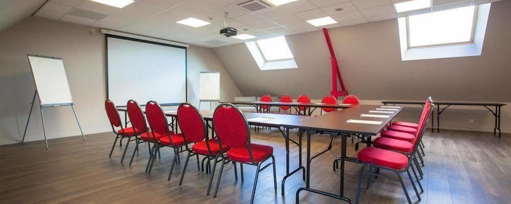 Hotel Restaurant Bel Air Crevin - Axe Rennes Nantes Bagian luar foto